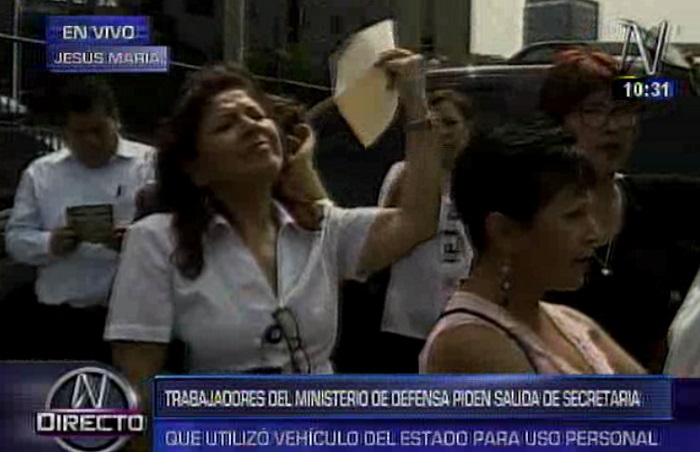 Secretaria general utilizó vehículo oficial para acudir a peluquería — Mindef