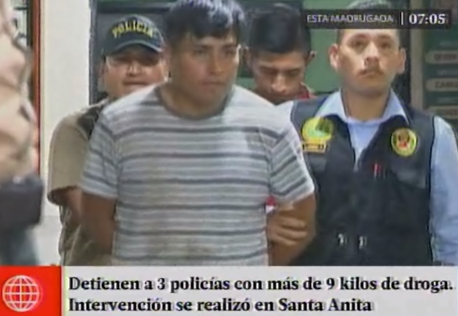 Santa Anita: detienen a tres policías con más de 9 kilos de droga - América Televisión