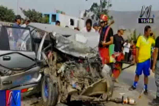 Tres muertos dejó choque frontal de vehículos en Aucallama — Huaral