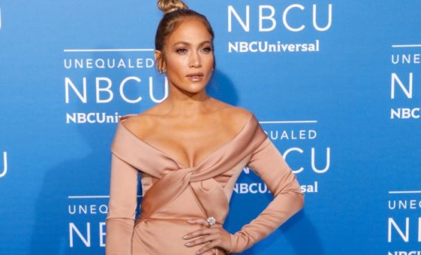 La madre de Jennifer López protagonizó video viral