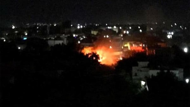 Terroristas toman rehenes en pizzería y dejan al menos 9 muertos — Somalia