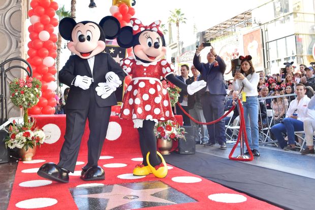 Minnie Mouse estrella en el Paseo de la Fama de Hollywood